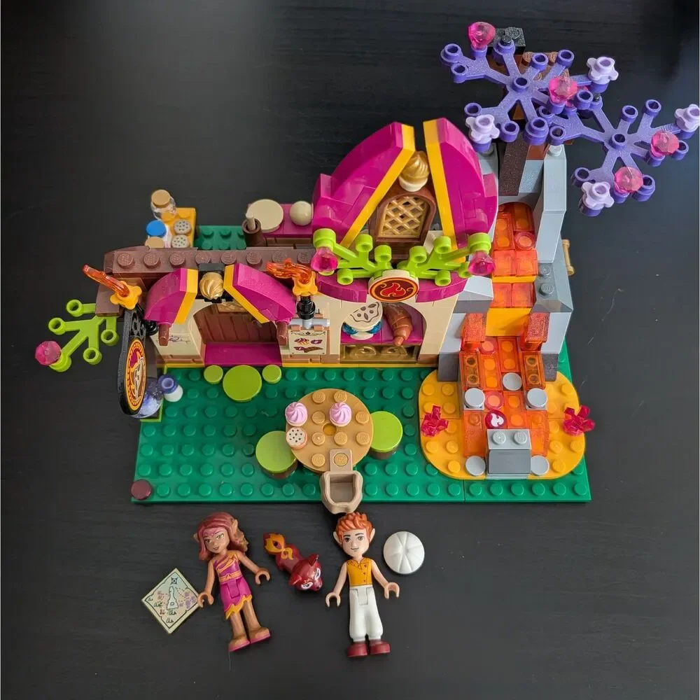 LEGO Elves Azari and the Magical Bakery (41074) 99% Completed Set Retired